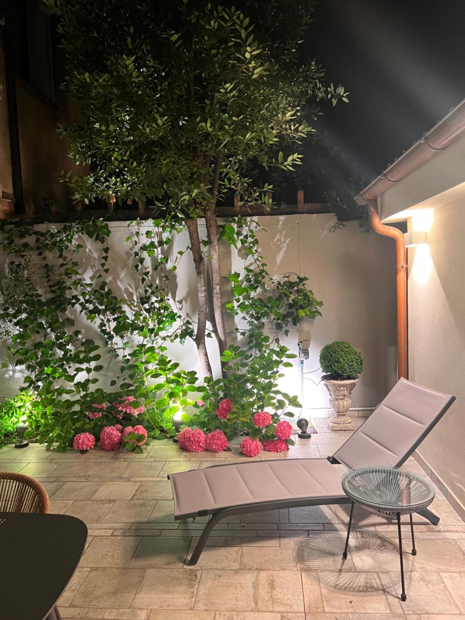 Wow Garden In The Heart Of Veneţia Exterior foto